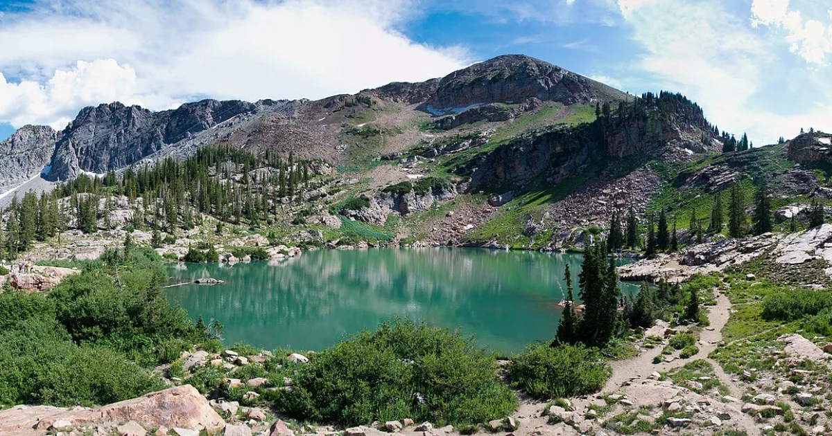 Cecret Lake Trail Alta