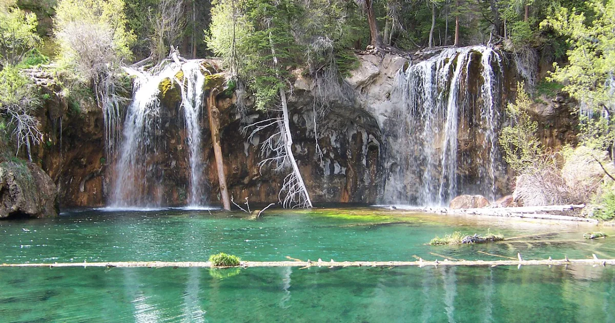 Hanging Lake Trail: Colorado's Most Photogenic Short Hike