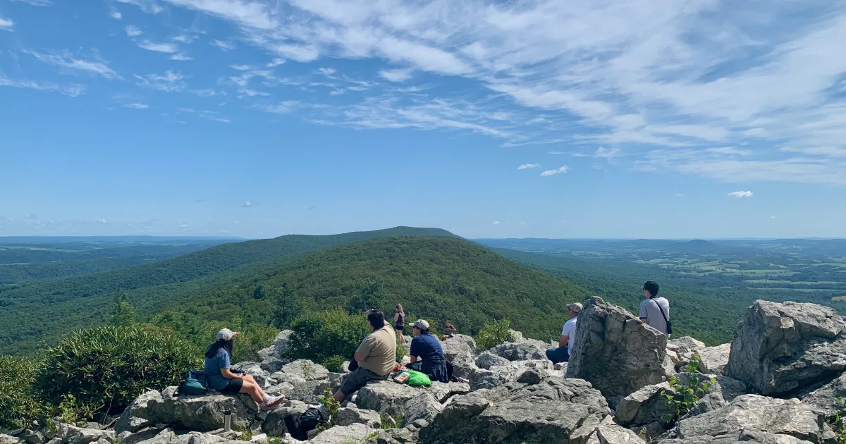 Hawk Mountain Sanctuary: Lookout Loop — Kempton, Pennsylvania