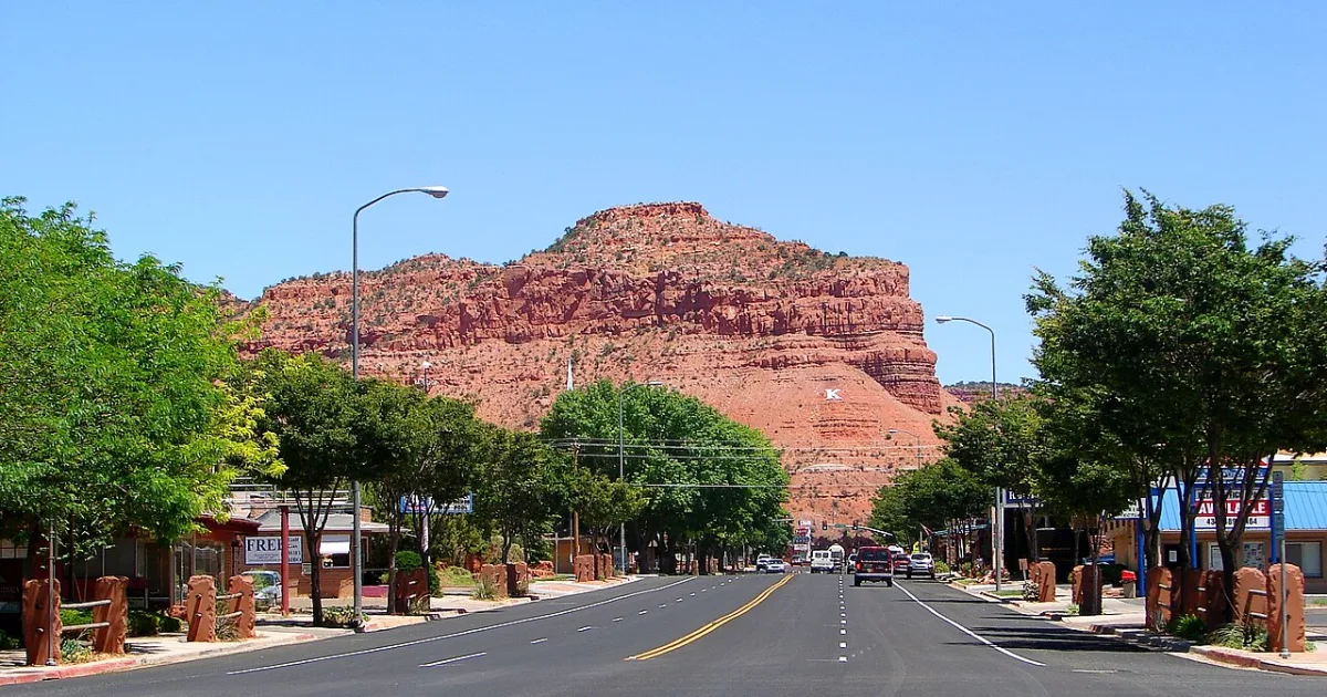 Paria Canyon Trailhead to White House Ruins