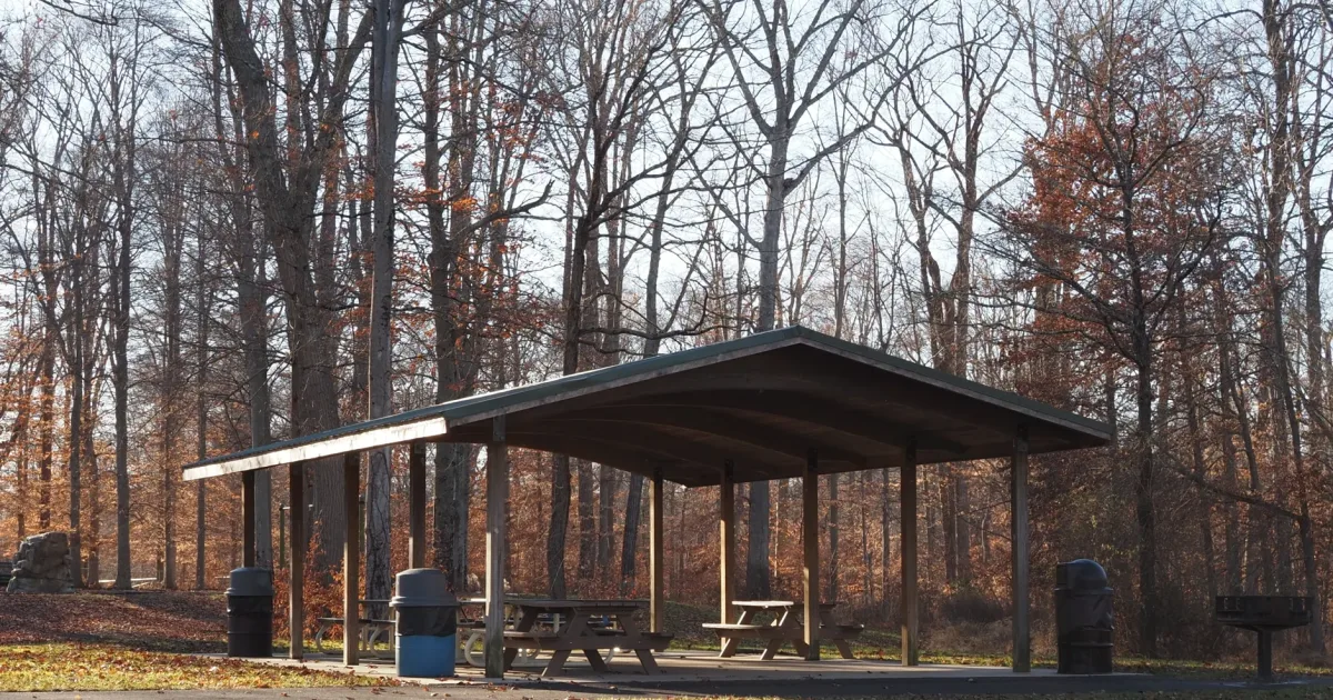 Twin Shelters Trail